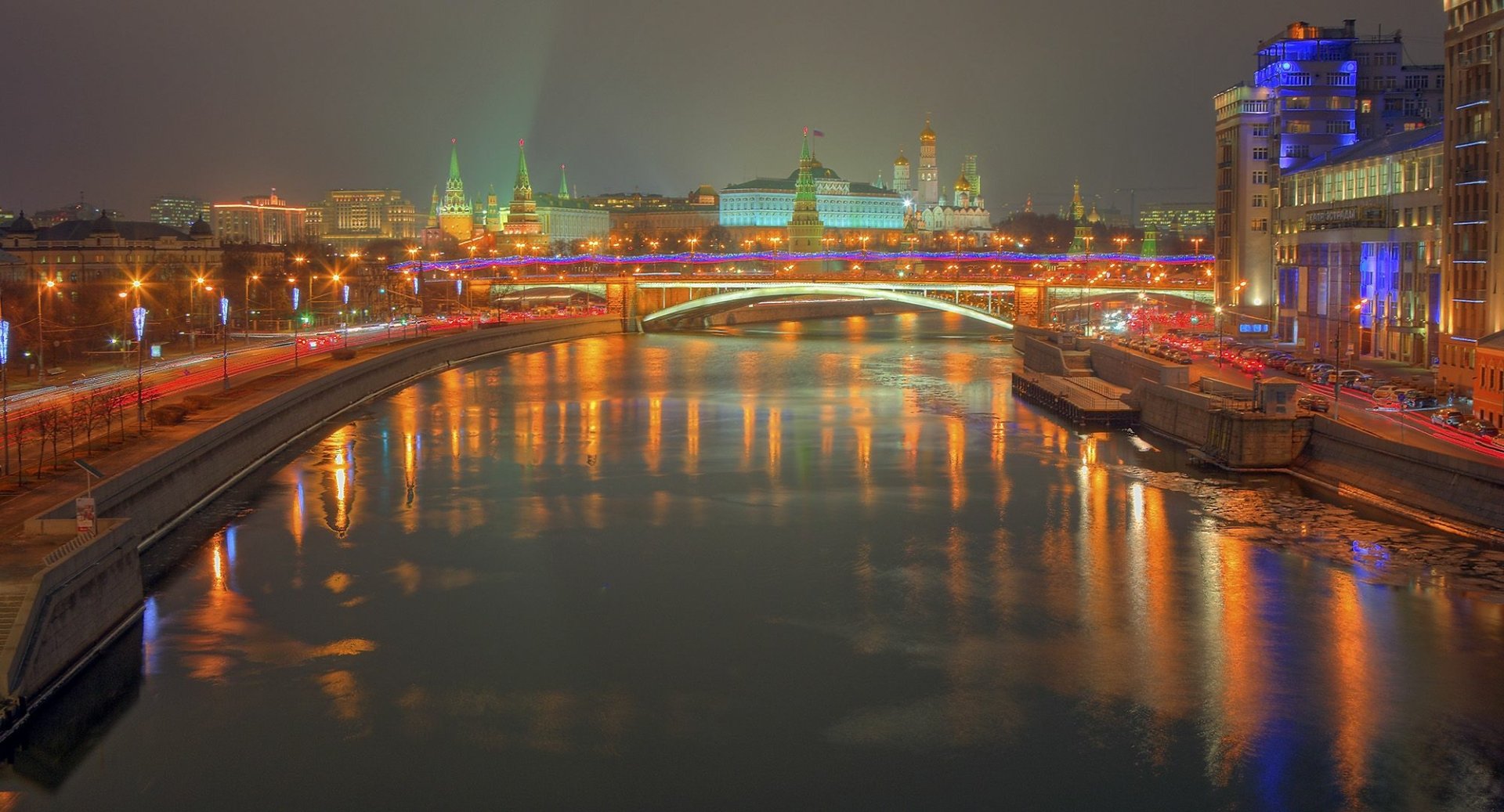 Download Building Reflection Light Bridge River Night Man Made Moscow HD Wallpaper