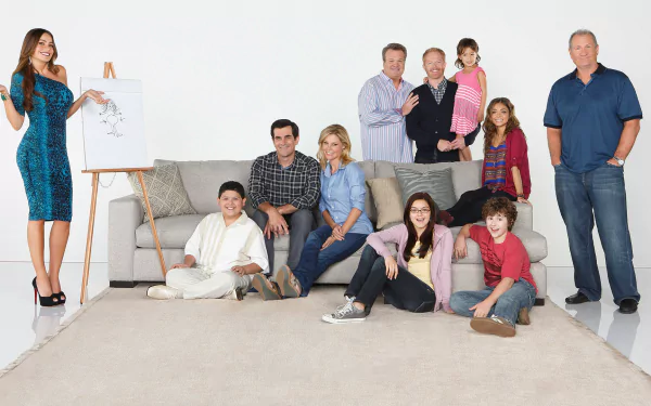 TV Show Modern Family HD Desktop Wallpaper | Background Image