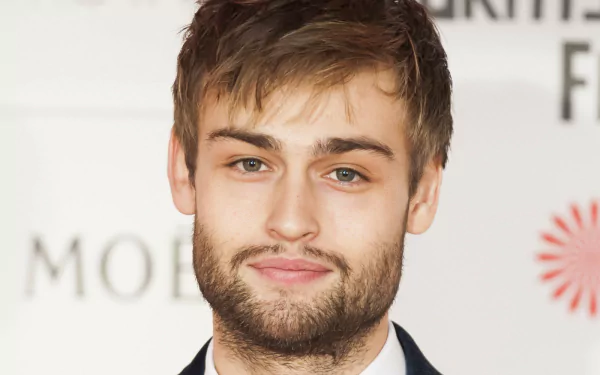 English actor Celebrity Douglas Booth HD Desktop Wallpaper | Background Image