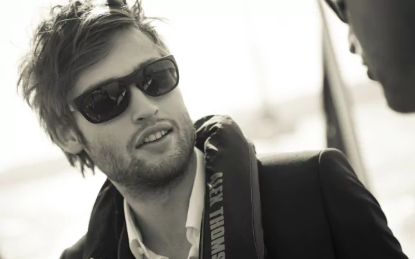 English actor Celebrity Douglas Booth HD Desktop Wallpaper | Background Image