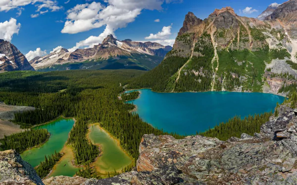  Lake O'Hara in Yoho National Park, Canada