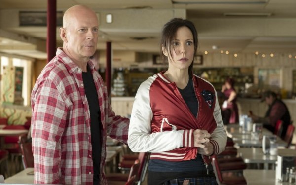 Movie RED 2 Bruce Willis Frank Moses Mary-Louise Parker Sarah Ross HD Wallpaper | Background Image
