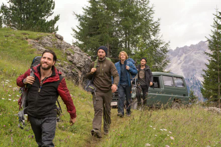 Matias Padin Clemens Schick Luke Bracey Johnny Utah Bodhi (Point Break) Edgar Ramírez movie Point Break (2015) HD Desktop Wallpaper | Background Image