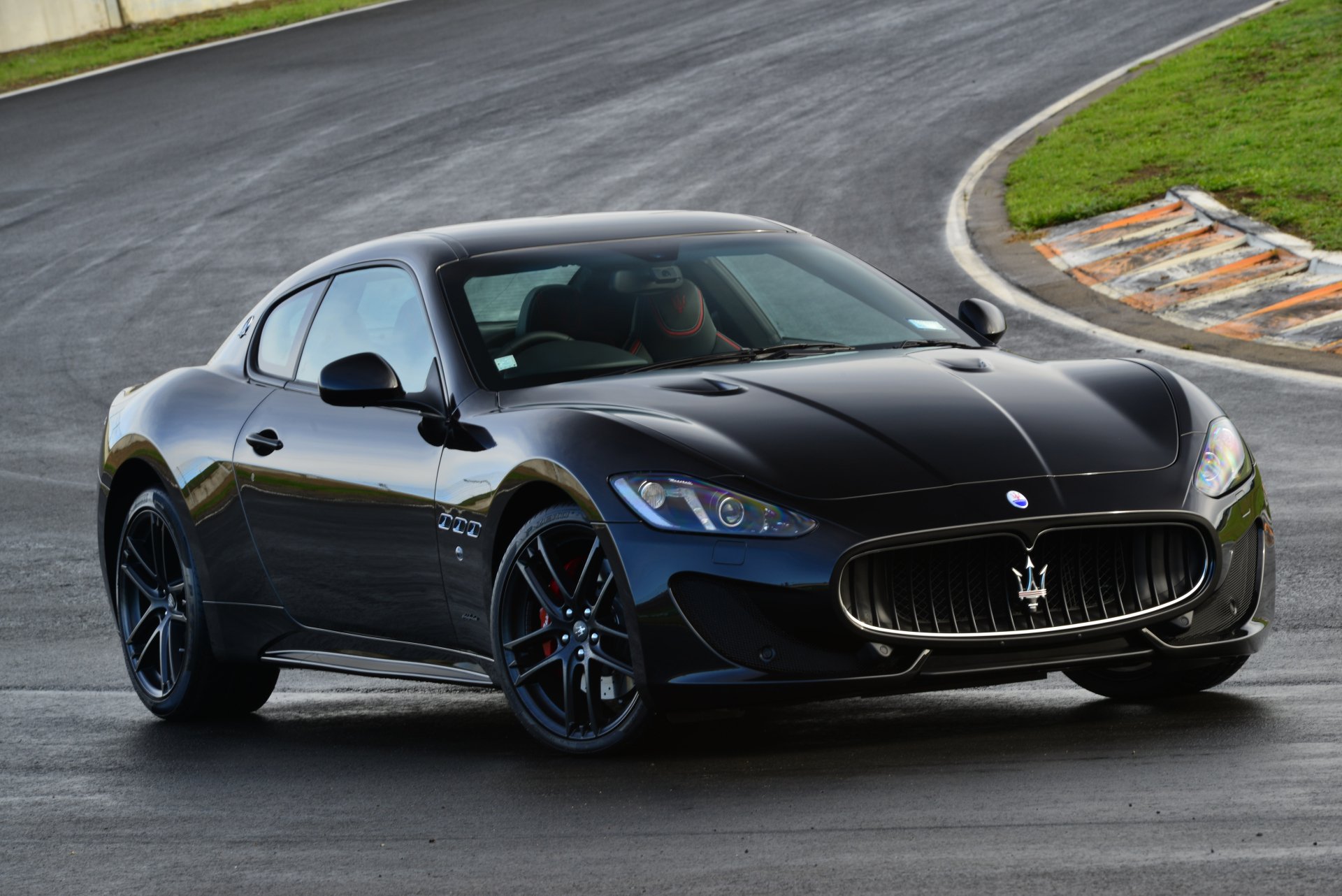 Maserati GranTurismo 4k Ultra HD Wallpaper