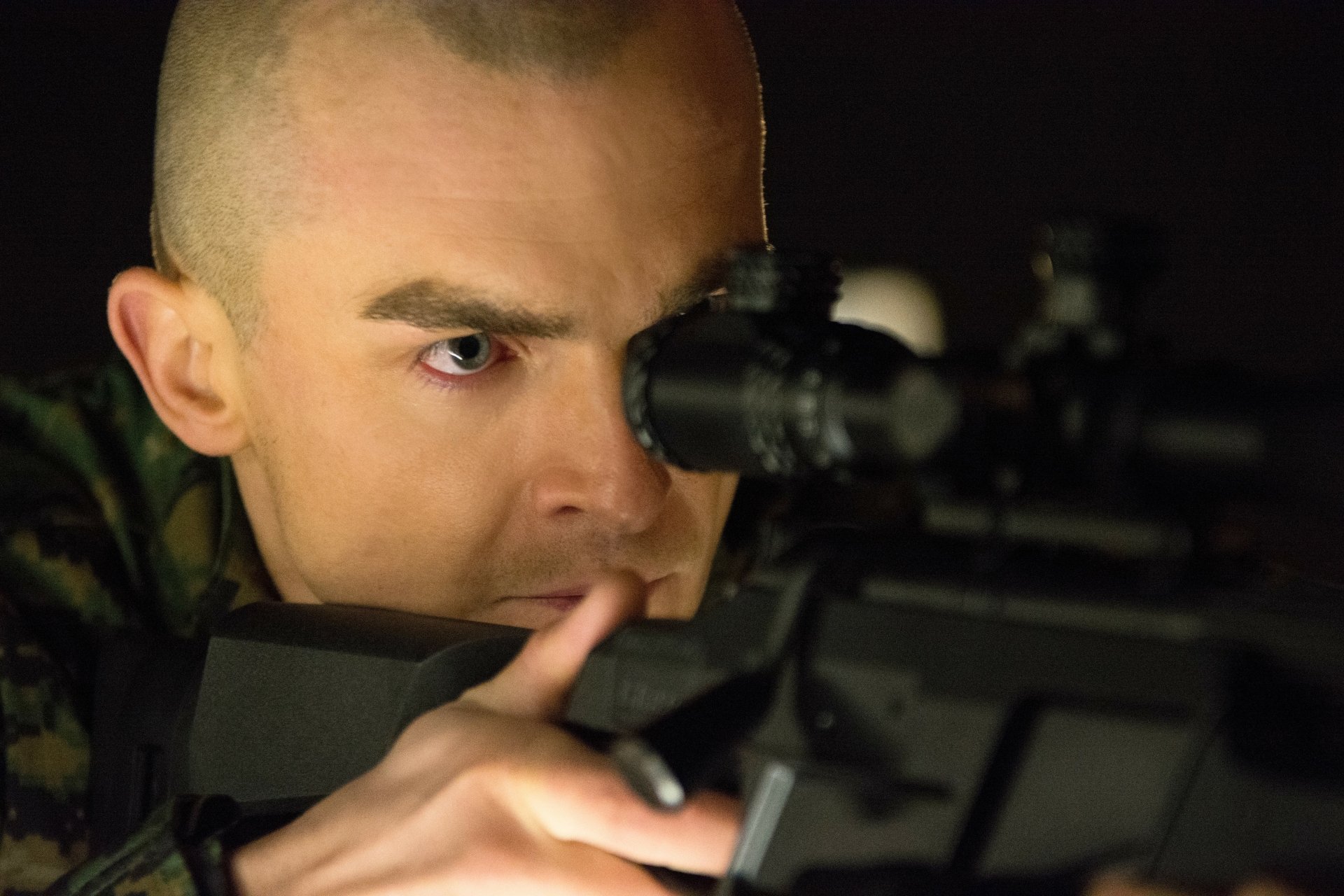 Download Agent 47 Rupert Friend Movie Hitman: Agent 47 4k Ultra HD Wallpaper