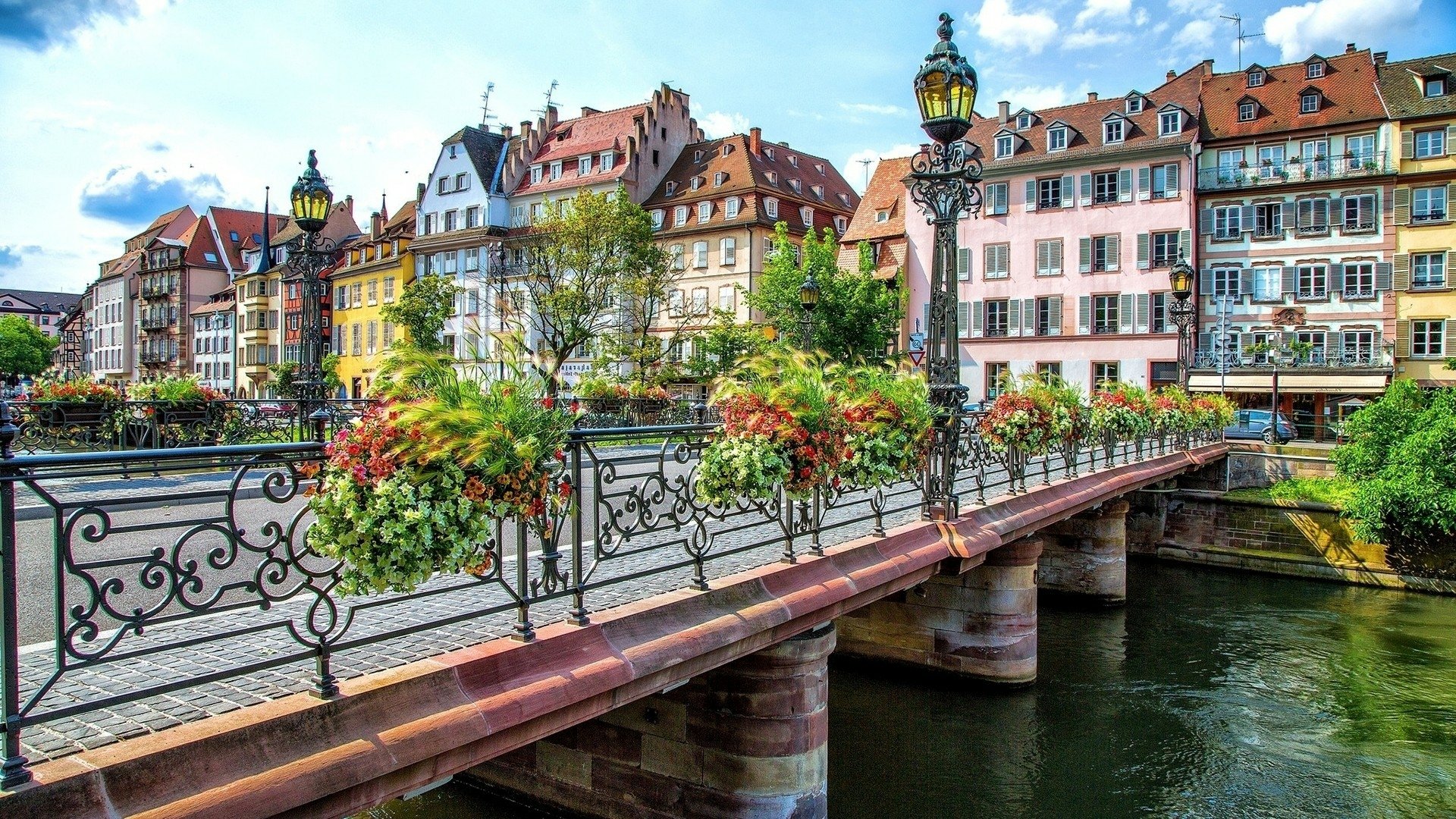 It is the beautiful town. Страсбург Австрия. Баден Баден Франция. Страсбург Франция. Карловы вары мост.