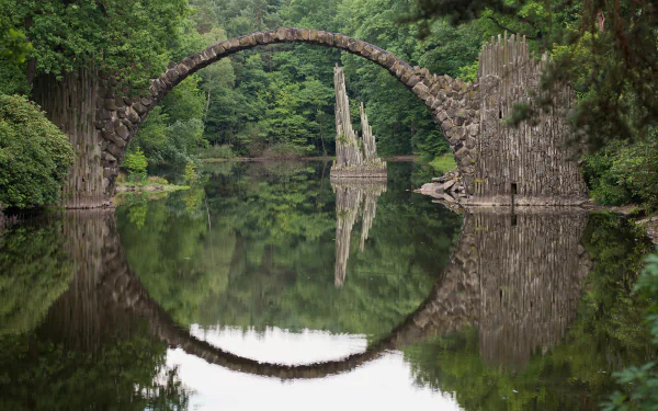  The devil's bridge, Rakotzbrücke, Germany
