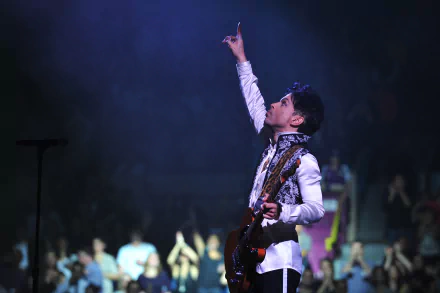 guitar concert American singer Prince (Singer) music prince HD Desktop Wallpaper | Background Image
