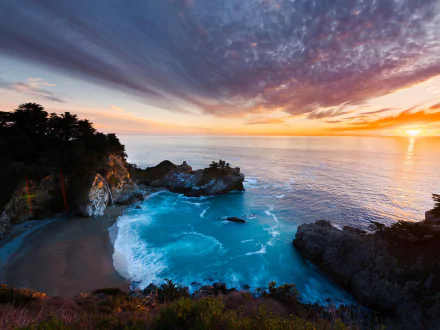  Coast of Big Sur, California