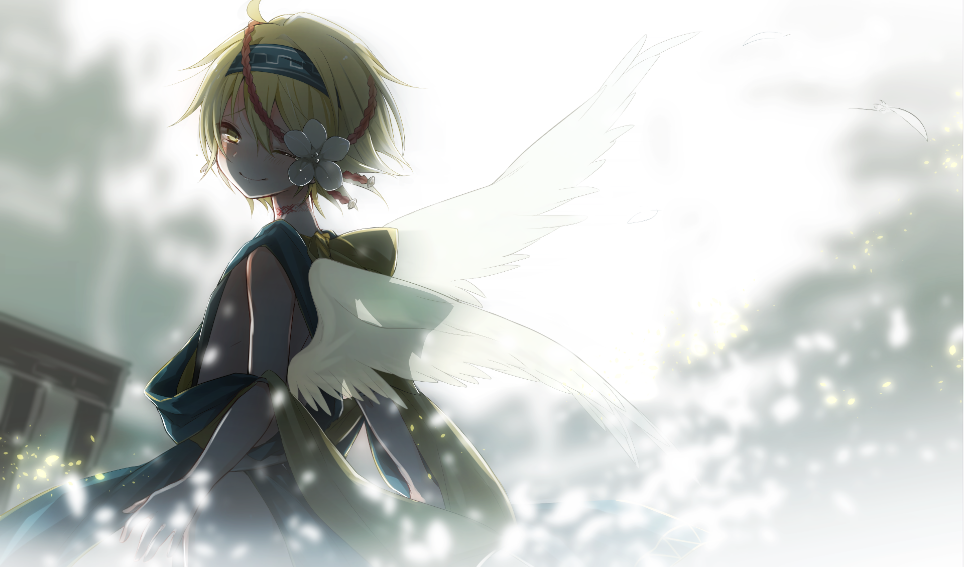 HD PC desktop wallpaper of Rin Kagamine (Vocaloid): anime-style Rin with short blonde hair, translucent wings and soft glowing particles in a bright, misty scene.