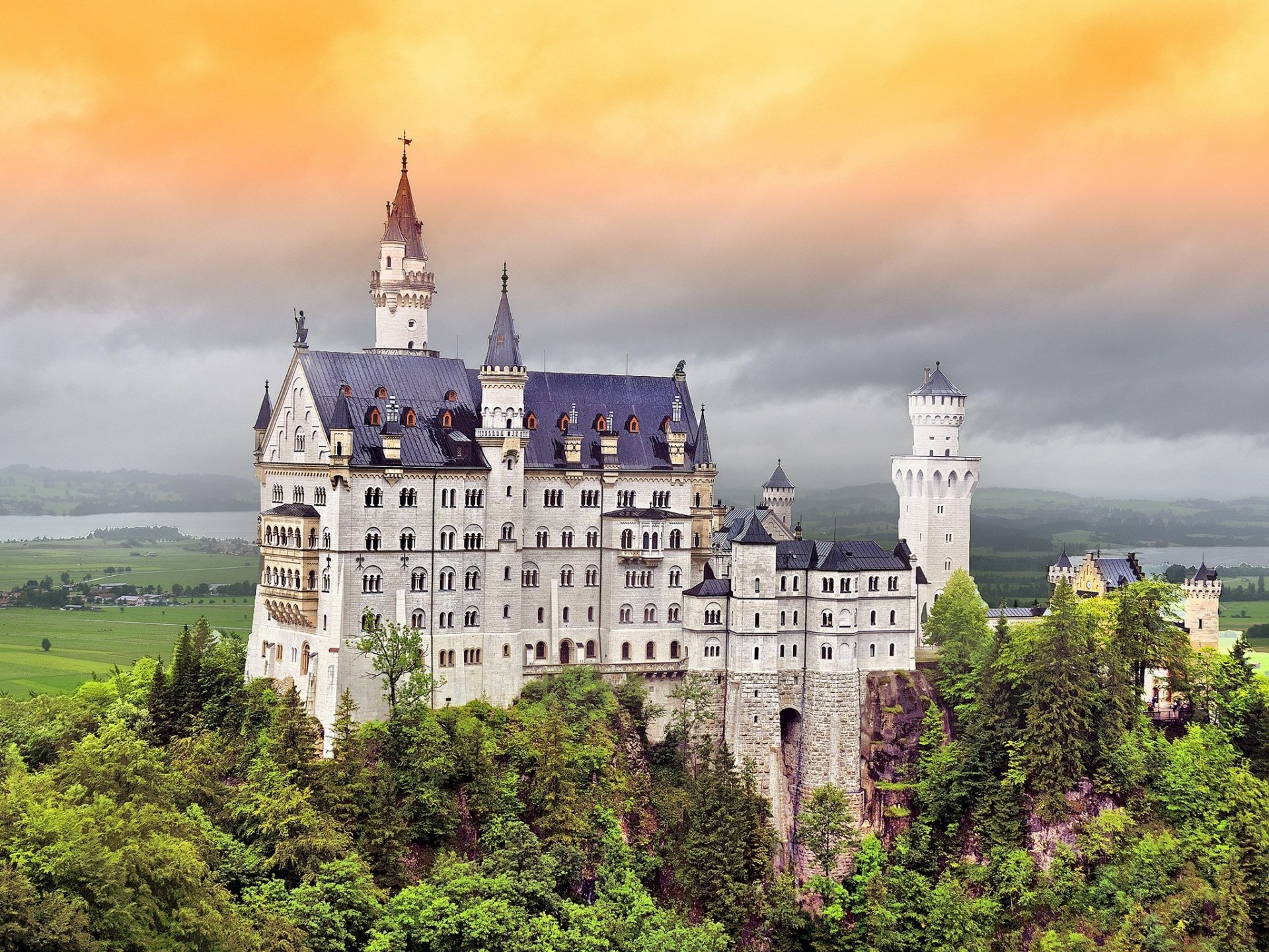 Download Man Made Neuschwanstein Castle HD Wallpaper