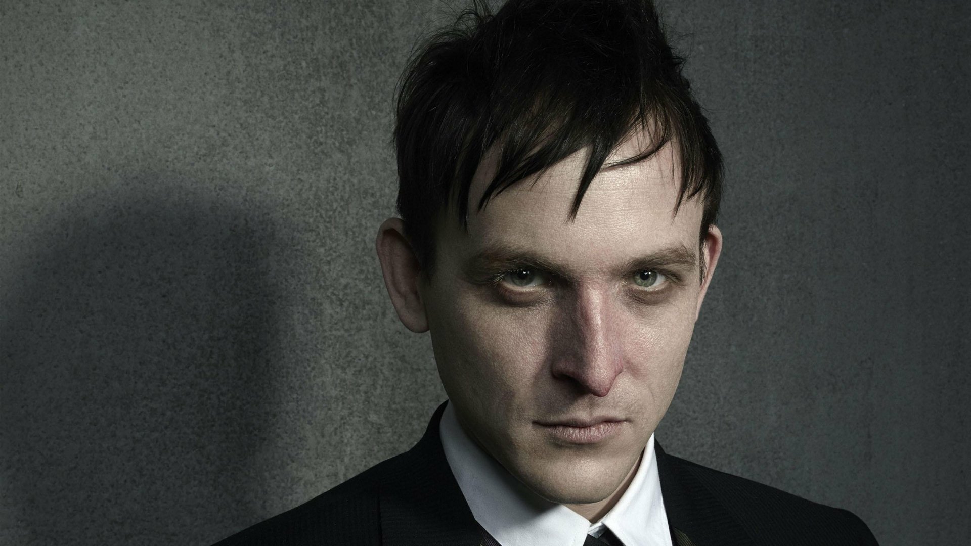 Download Robin Lord Taylor Gotham (TV Show) Penguin (DC Comics) TV Show HD Wallpaper