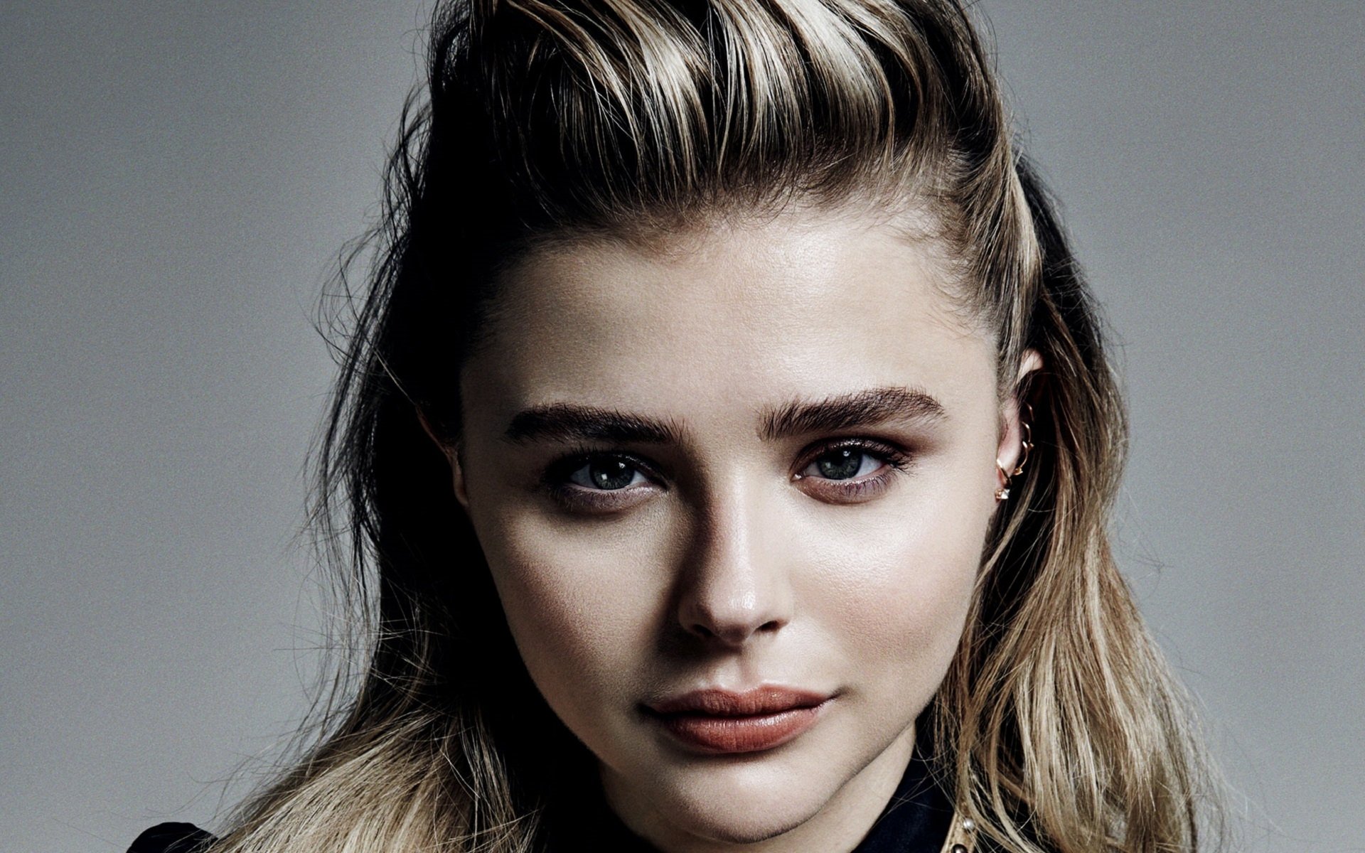 Download Celebrity Chloë Grace Moretz  HD Wallpaper