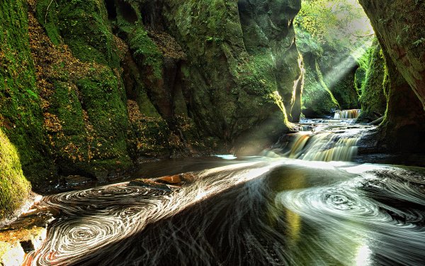 Terre/Nature Grotte Caves Vert Sunshine Soleil Rayon de Soleil Chûte d'Eau Écosse Canyon Fond d'écran HD | Image