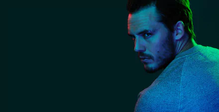 English actor Celebrity Sam Claflin HD Desktop Wallpaper | Background Image