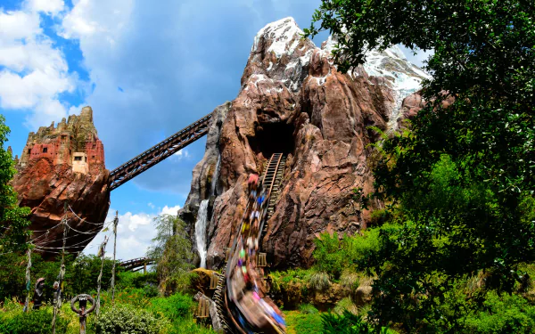  Disney World's Mount Everest expedition