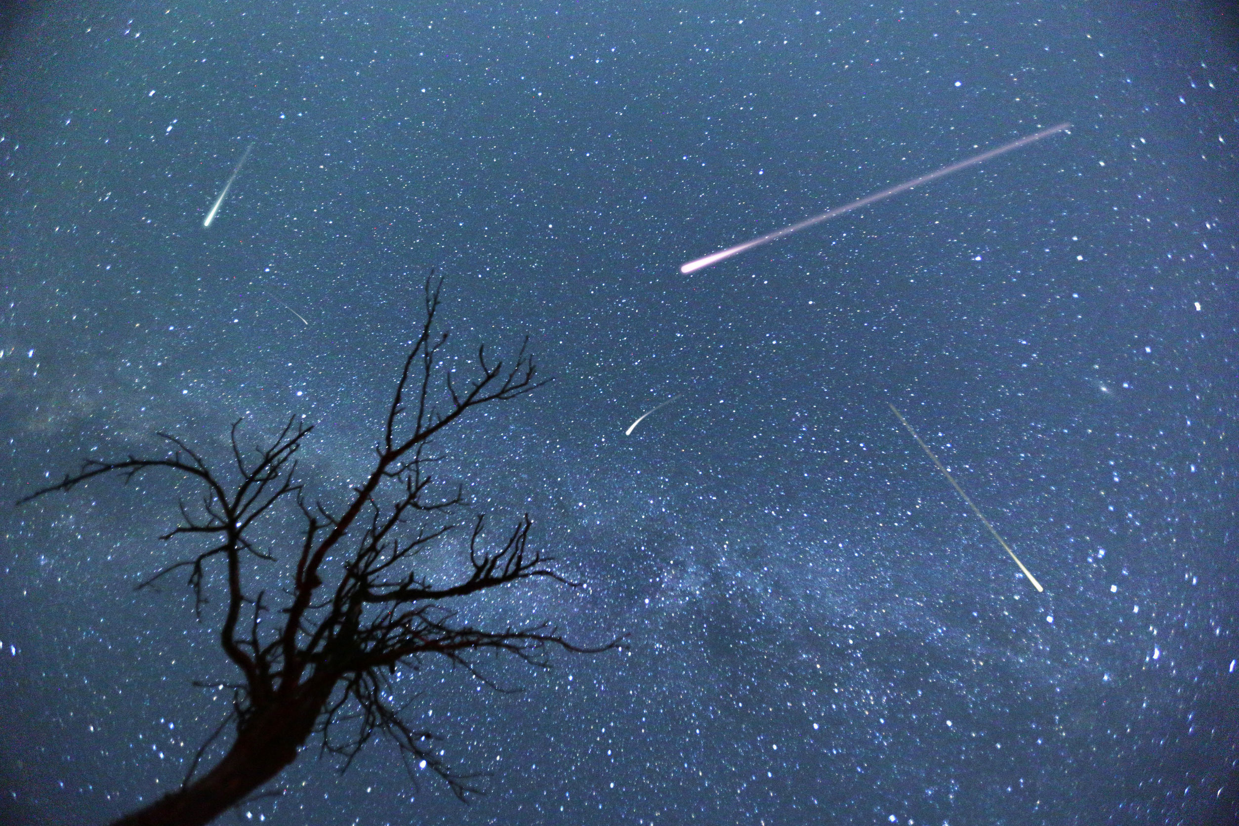 Earth Meteor HD Wallpaper | Background Image