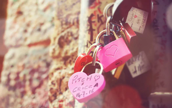 Romantic heart man made lock HD Desktop Wallpaper | Background Image