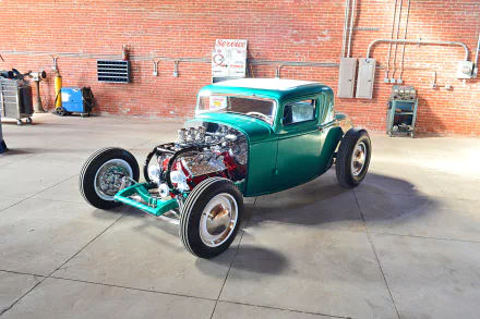  1932 Ford 5-Window Coupe