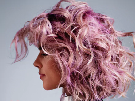 face pink hair actress Canadian Celebrity Emily Bett Rickards HD Desktop Wallpaper | Background Image
