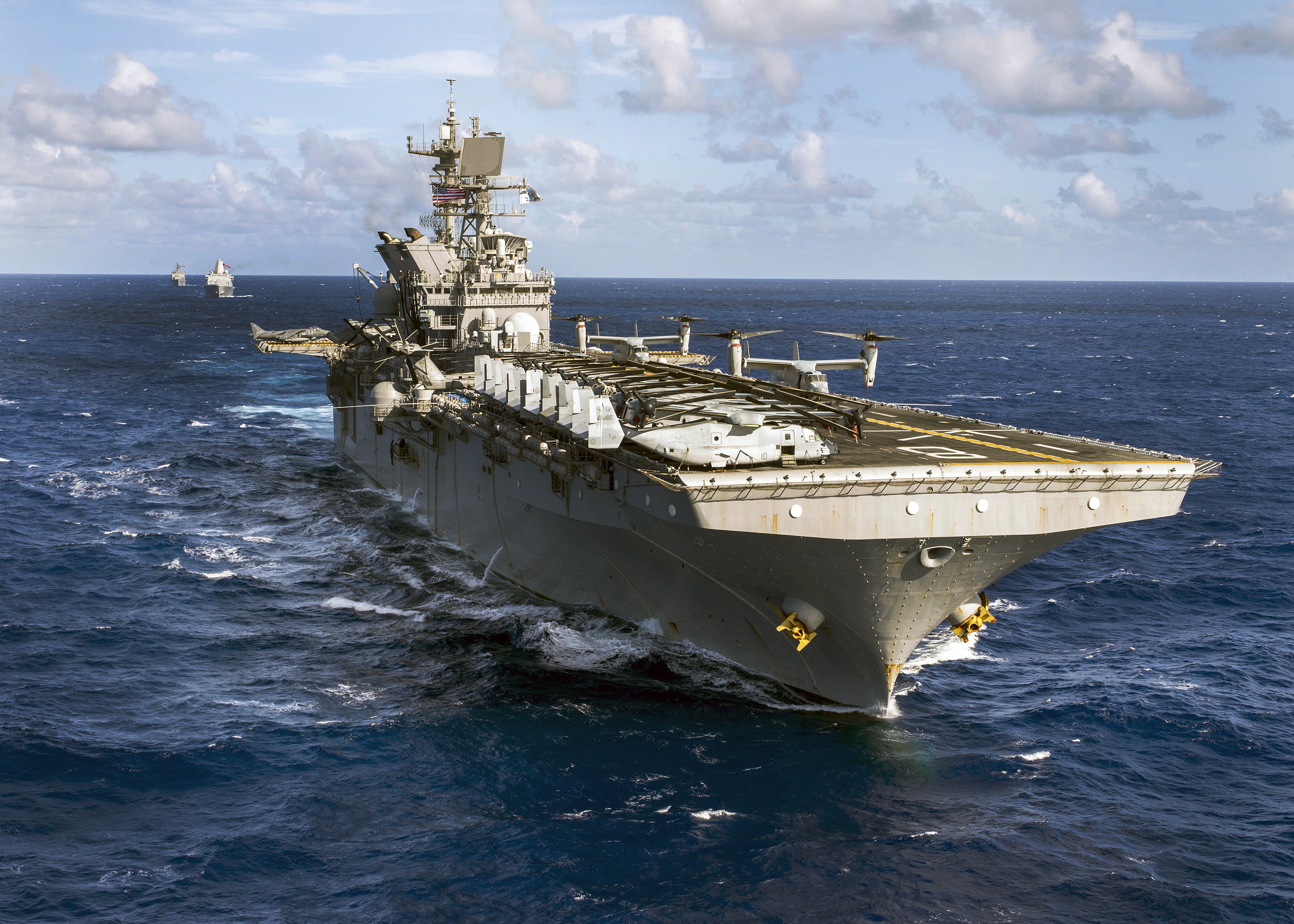 Military USS Makin Island (LHD-8) HD Wallpaper | Background Image