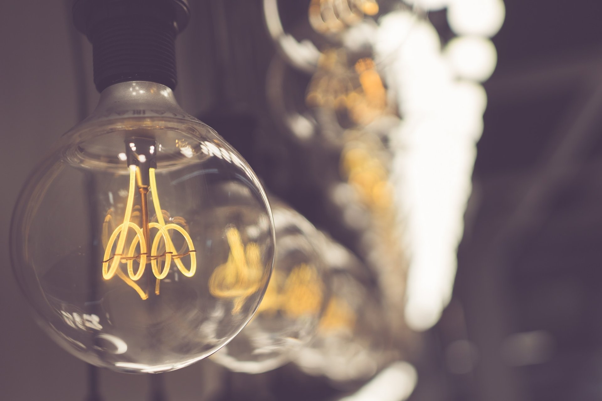 Download Depth Of Field Close-up Man Made Light Bulb HD Wallpaper