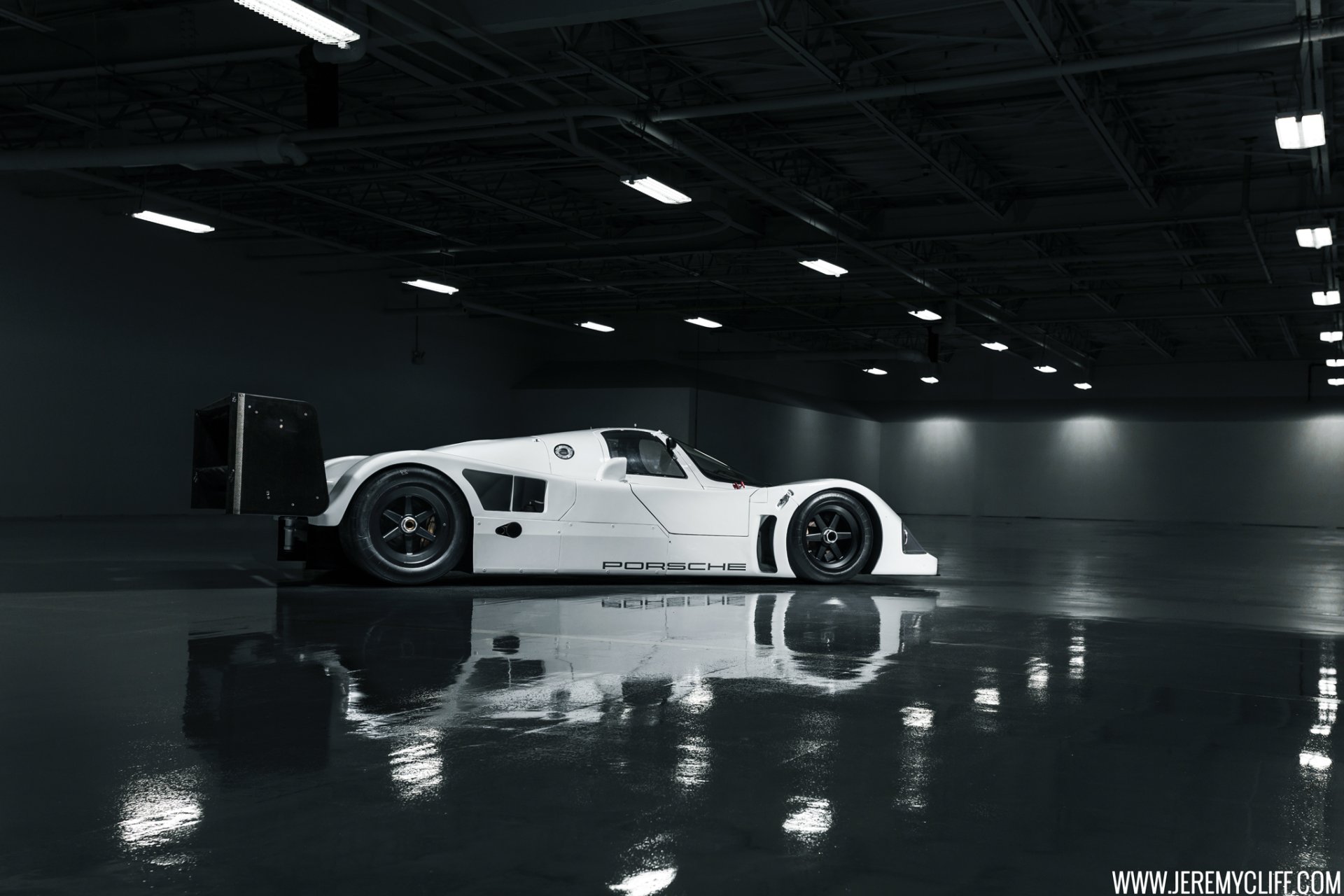 Download Garage Race Car Vehicle Porsche HD Wallpaper