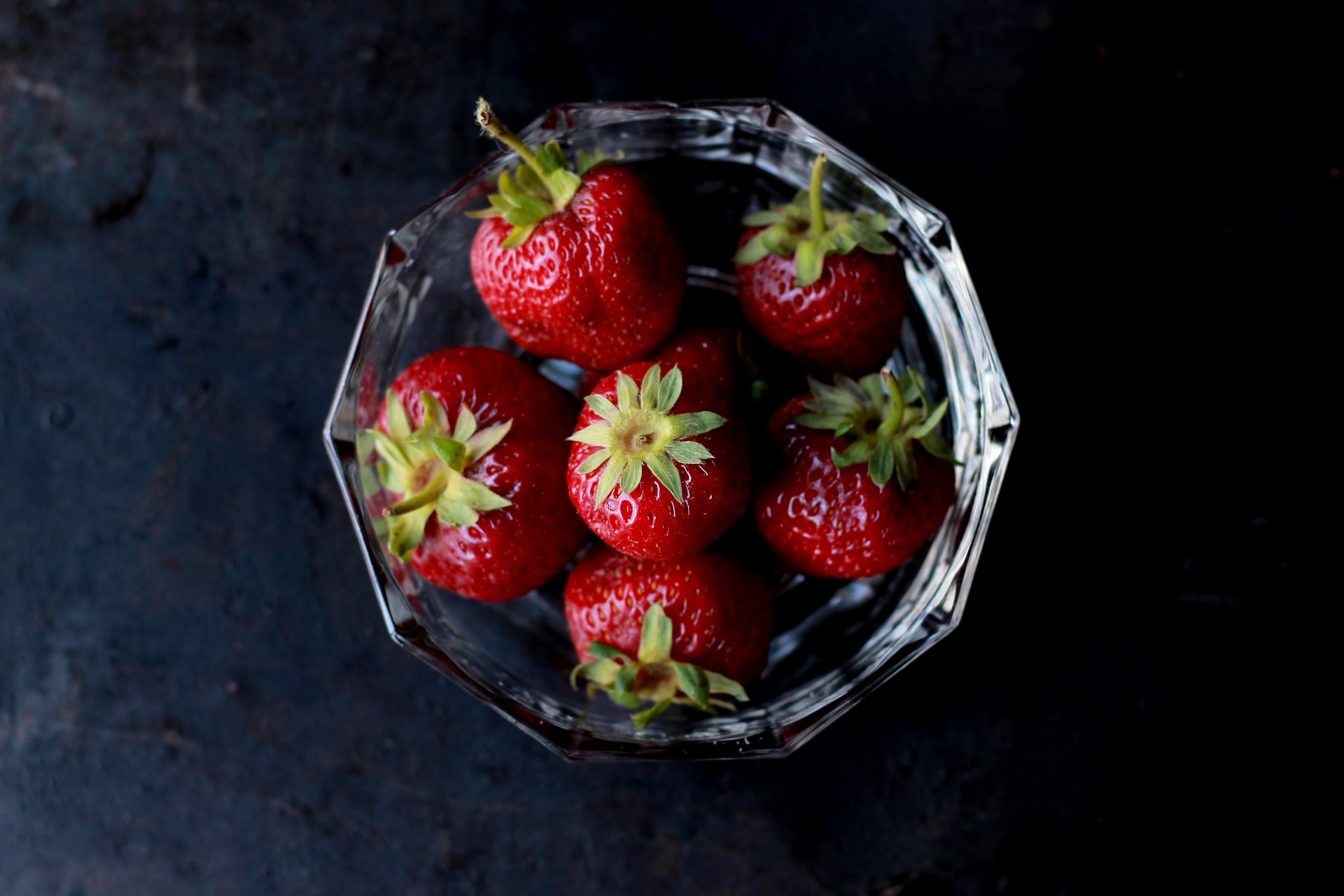 Download Berry Fruit Food Strawberry 4k Ultra HD Wallpaper