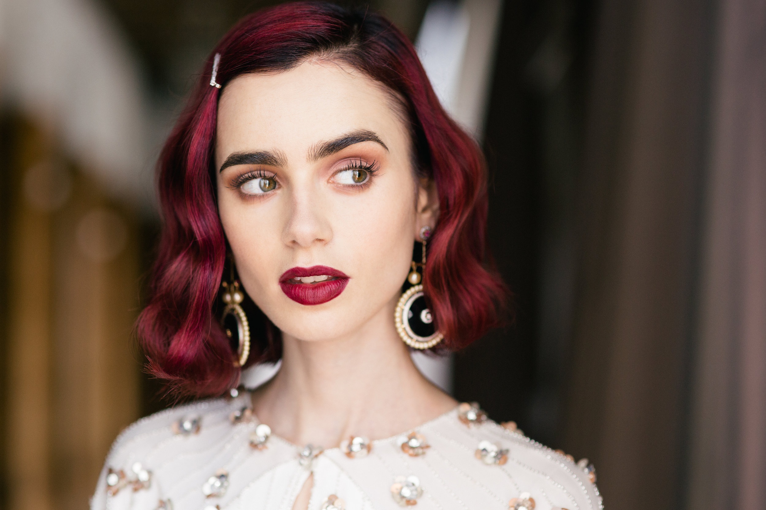 Lily Collins HD Wallpaper