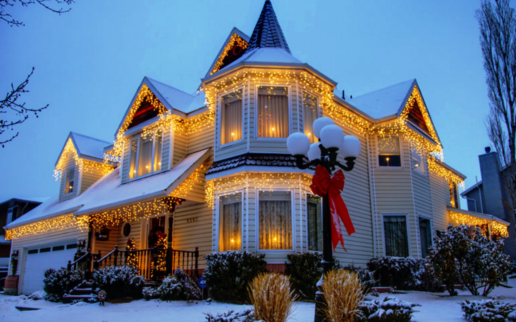 Download Christmas Lights Snow Winter Light Decoration Christmas Man Made House Wallpaper