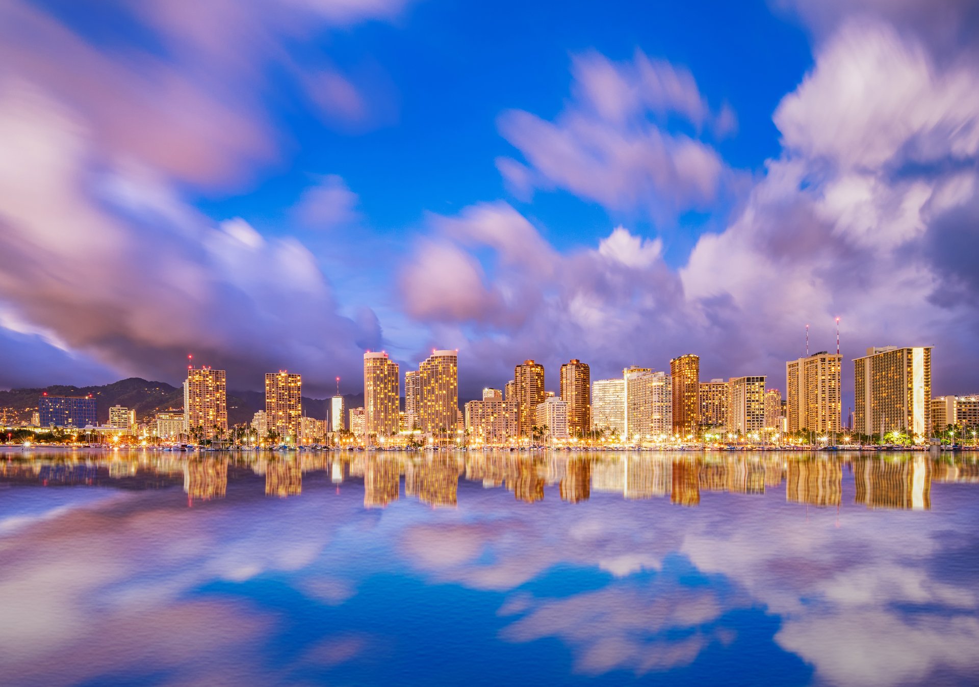 Download Reflection Sunset City Hawaii Waikiki Man Made Honolulu 4k