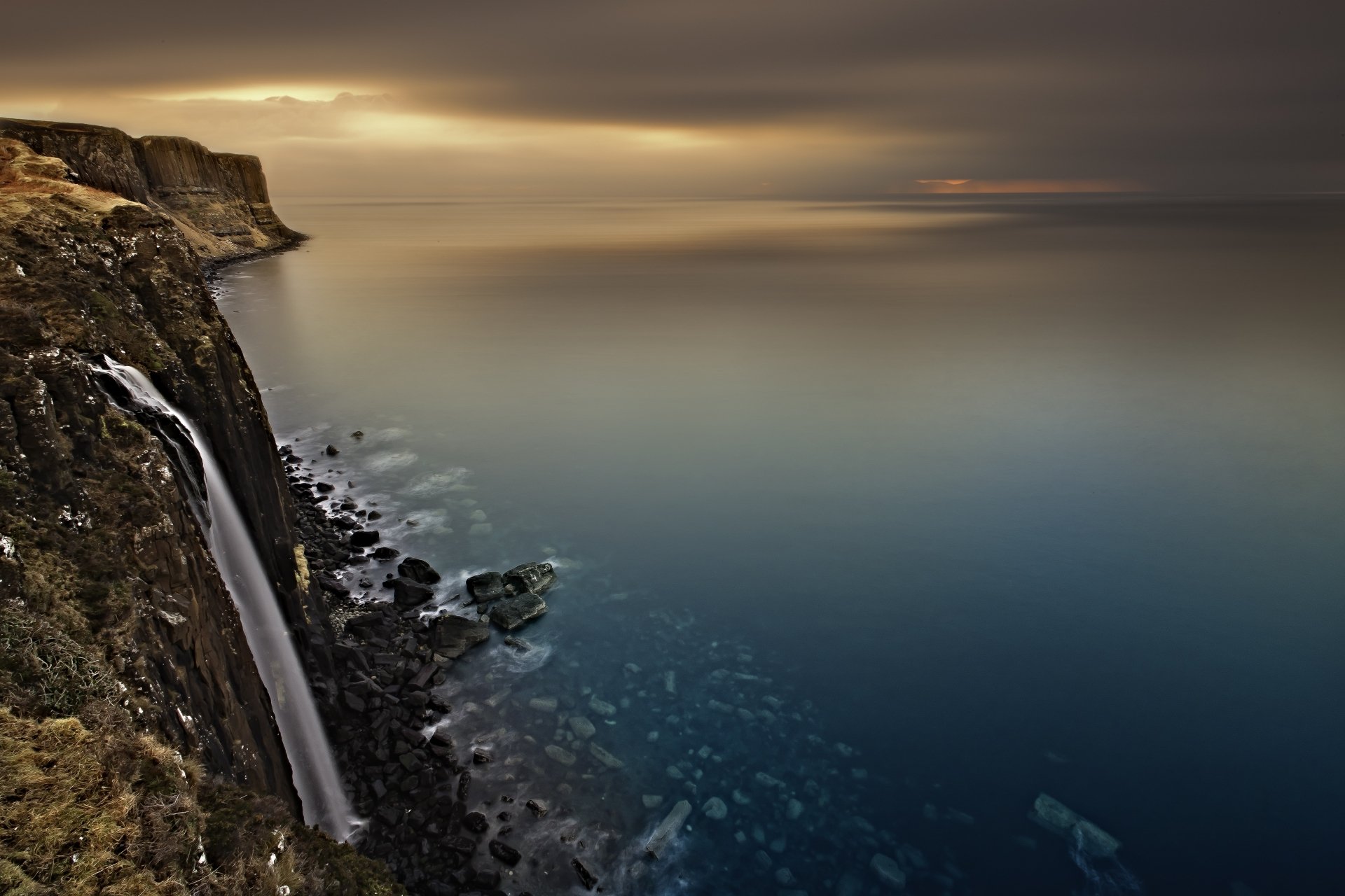 Download Coastline Horizon Waterfall Nature Ocean 4k Ultra HD Wallpaper ...