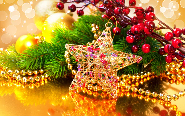 8K Ultra HD PC desktop wallpaper background: glittering star ornament among red berries, pine sprigs, gold baubles and bead garland — bright holiday Christmas decoration.