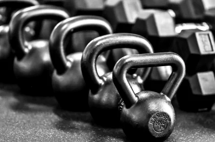 Black & White weightlifting Sports HD Desktop Wallpaper | Background Image