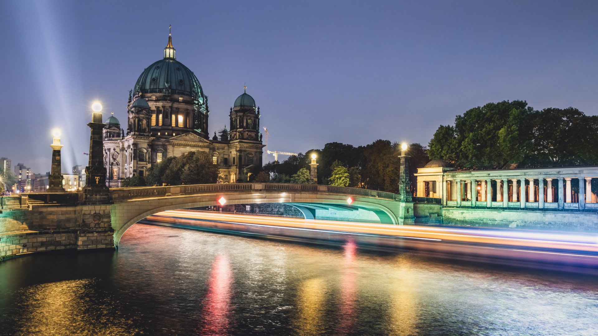 Download Germany Dome Architecture Light River Night Cathedral Berlin Religious Berlin Cathedral 4k Ultra HD Wallpaper