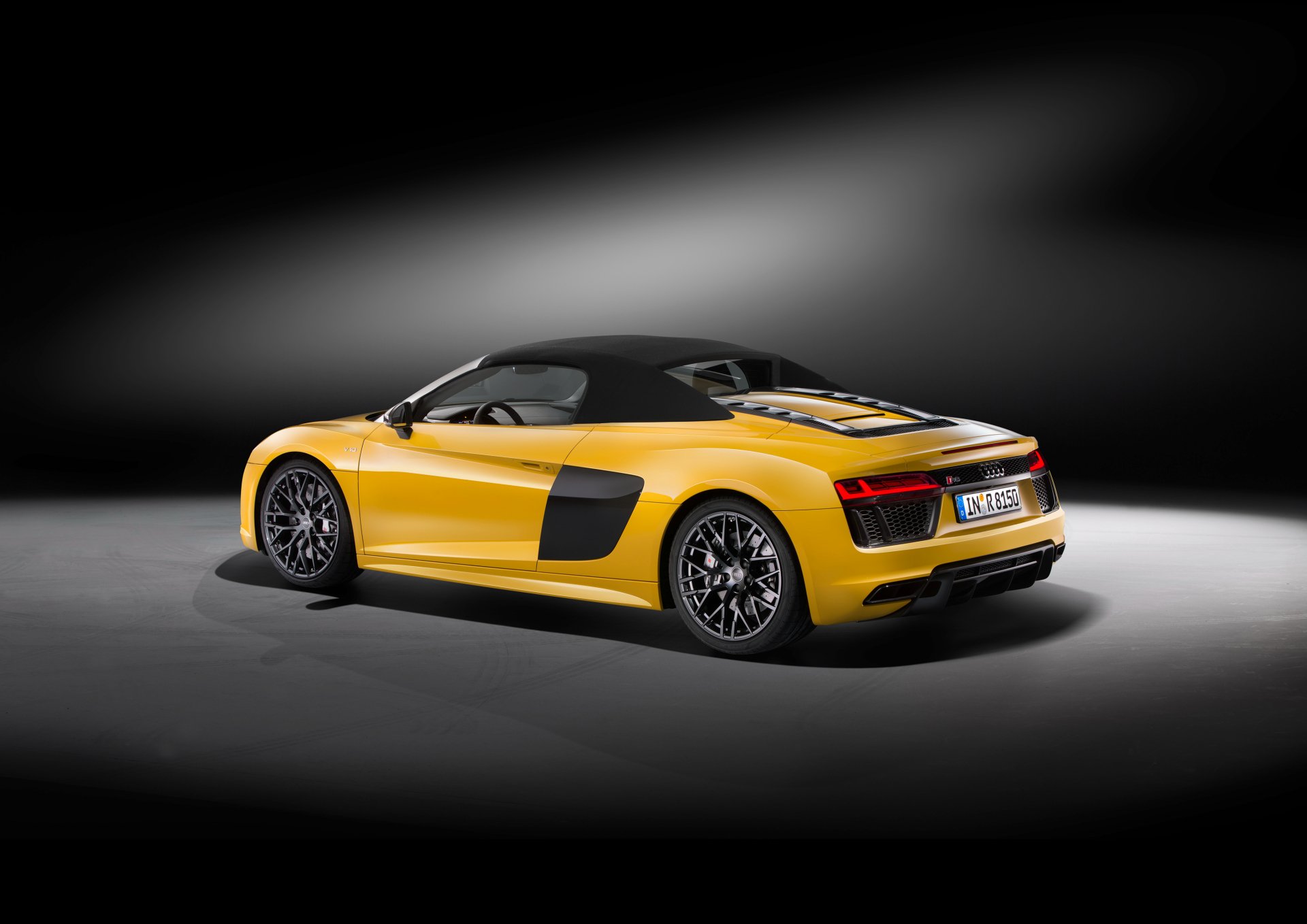 Download Yellow Car Car Audi Audi R8 Spyder Vehicle Audi R8 4k Ultra HD Wallpaper