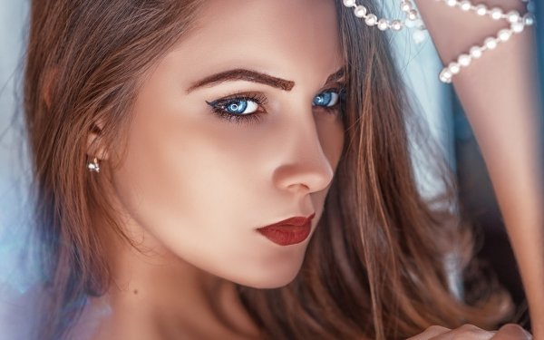 Women Face Model Lipstick Blue Eyes Brunette HD Wallpaper | Background Image