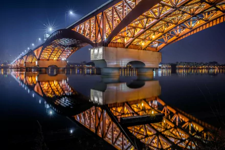  The Seongsu Bridge in Seoul, South Korea