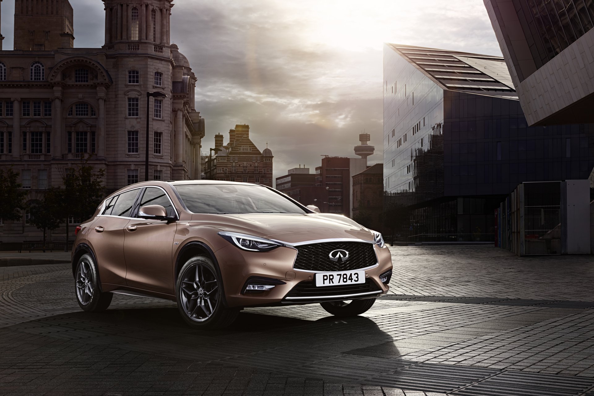 Download Car Infiniti Vehicle Infiniti Q30 HD Wallpaper