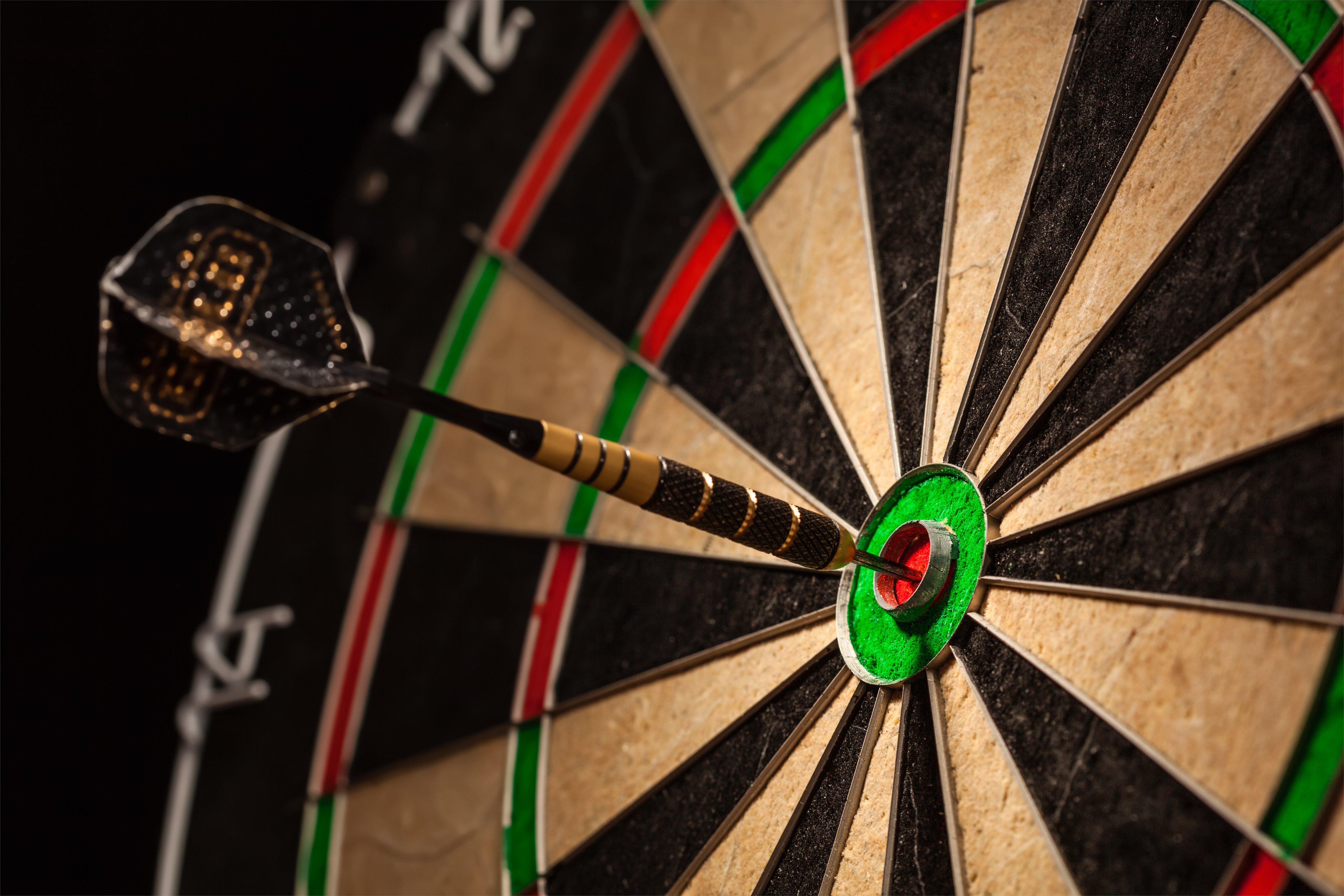 Download Close-up Man Made Darts 4k Ultra HD Wallpaper