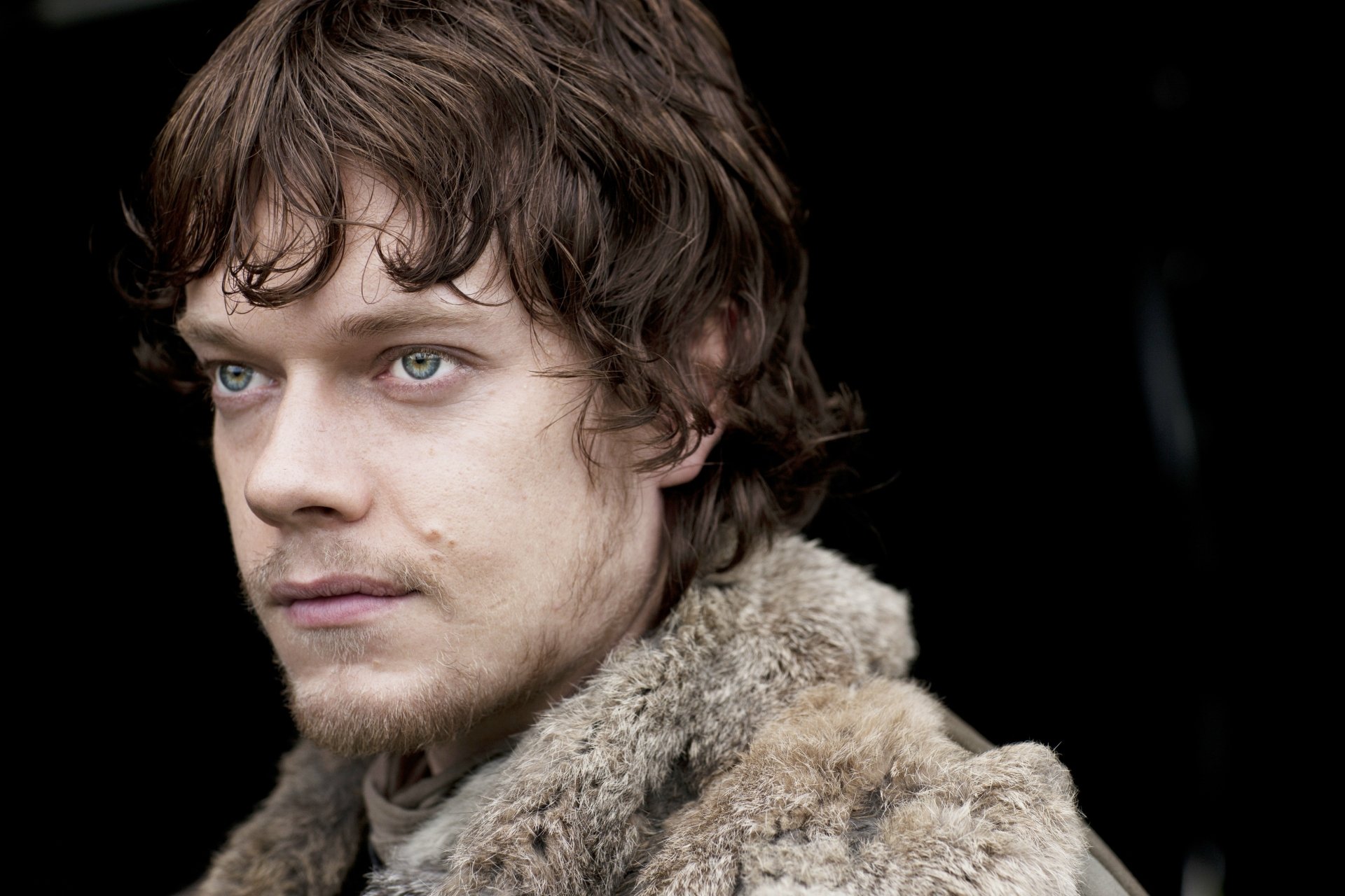 Download Alfie Allen Theon Greyjoy TV Show Game Of Thrones 4k Ultra HD Wallpaper