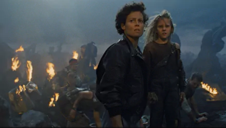 Carrie Henn Sigourney Weaver movie alien HD Desktop Wallpaper | Background Image