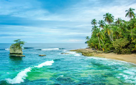  Costa Rican Beach