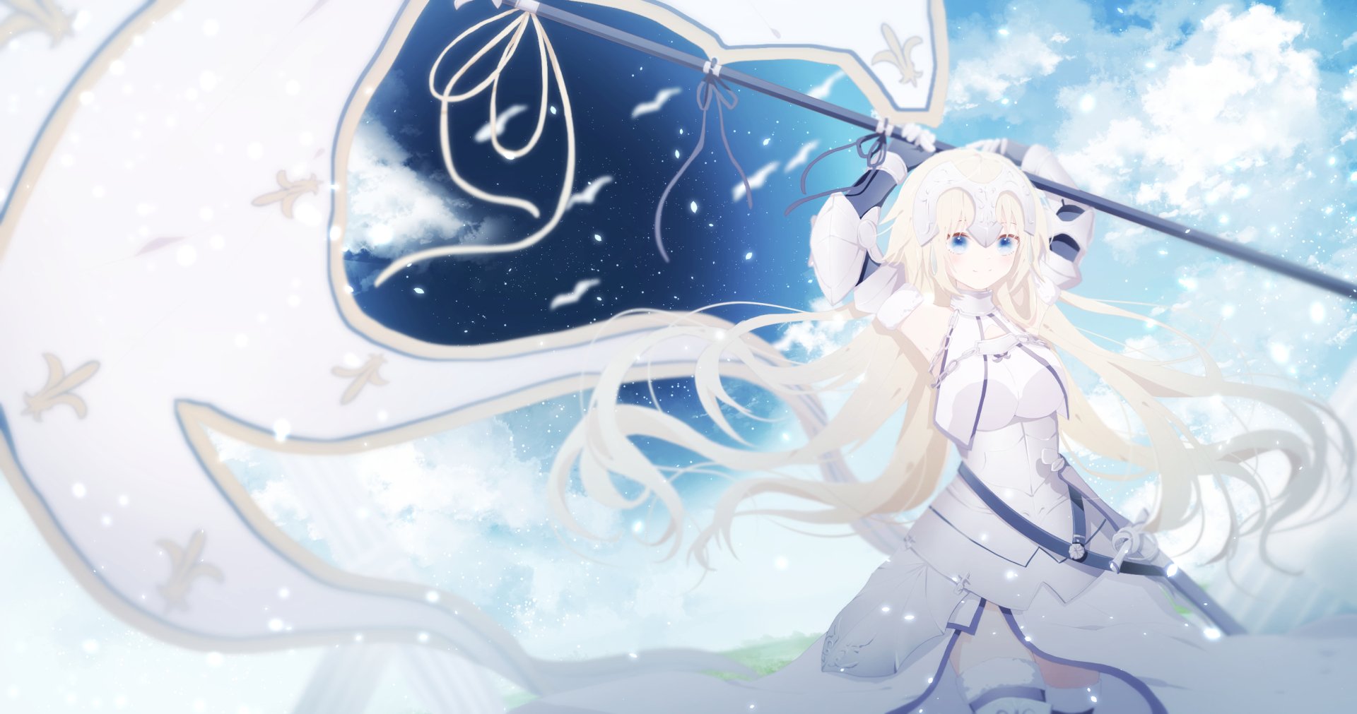 Anime-style HD wallpaper of Jeanne d'Arc from Fate/Apocrypha in armor, holding a flag with flowing long blonde hair and blue eyes against a bright sky background.