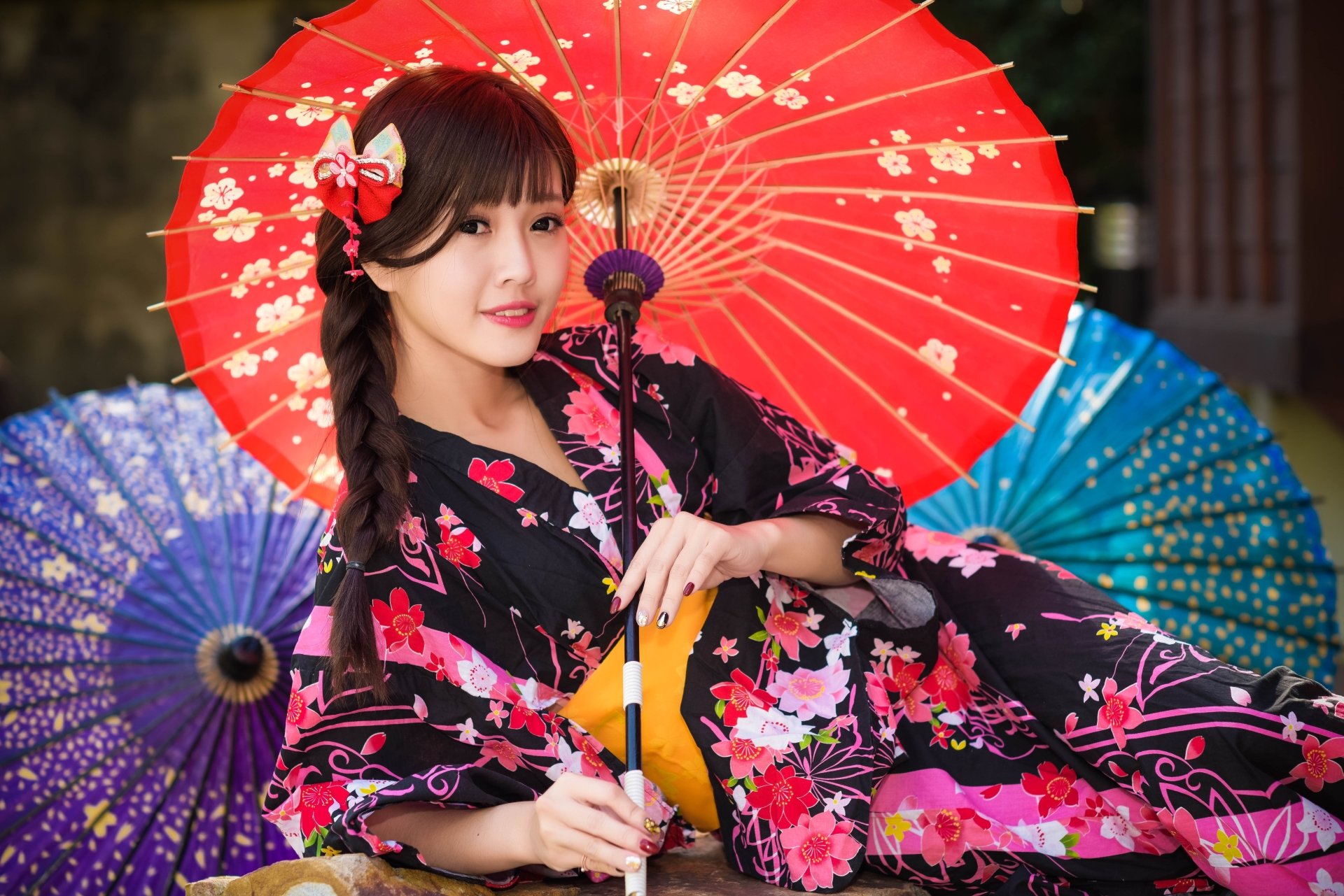 Download Kimono Braid Brown Eyes Lipstick Smile Brunette Umbrella Model