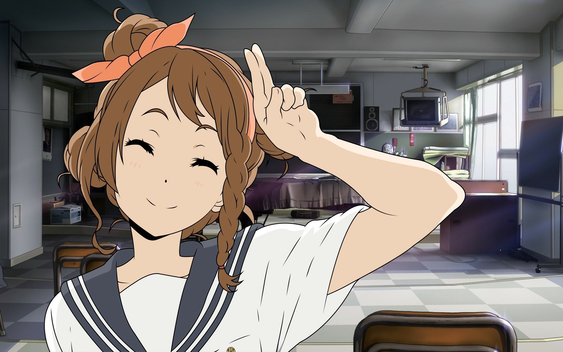 HD anime desktop wallpaper featuring Misaki Sawakiguchi from Hyouka, smiling brightly in a sunlit classroom setting.