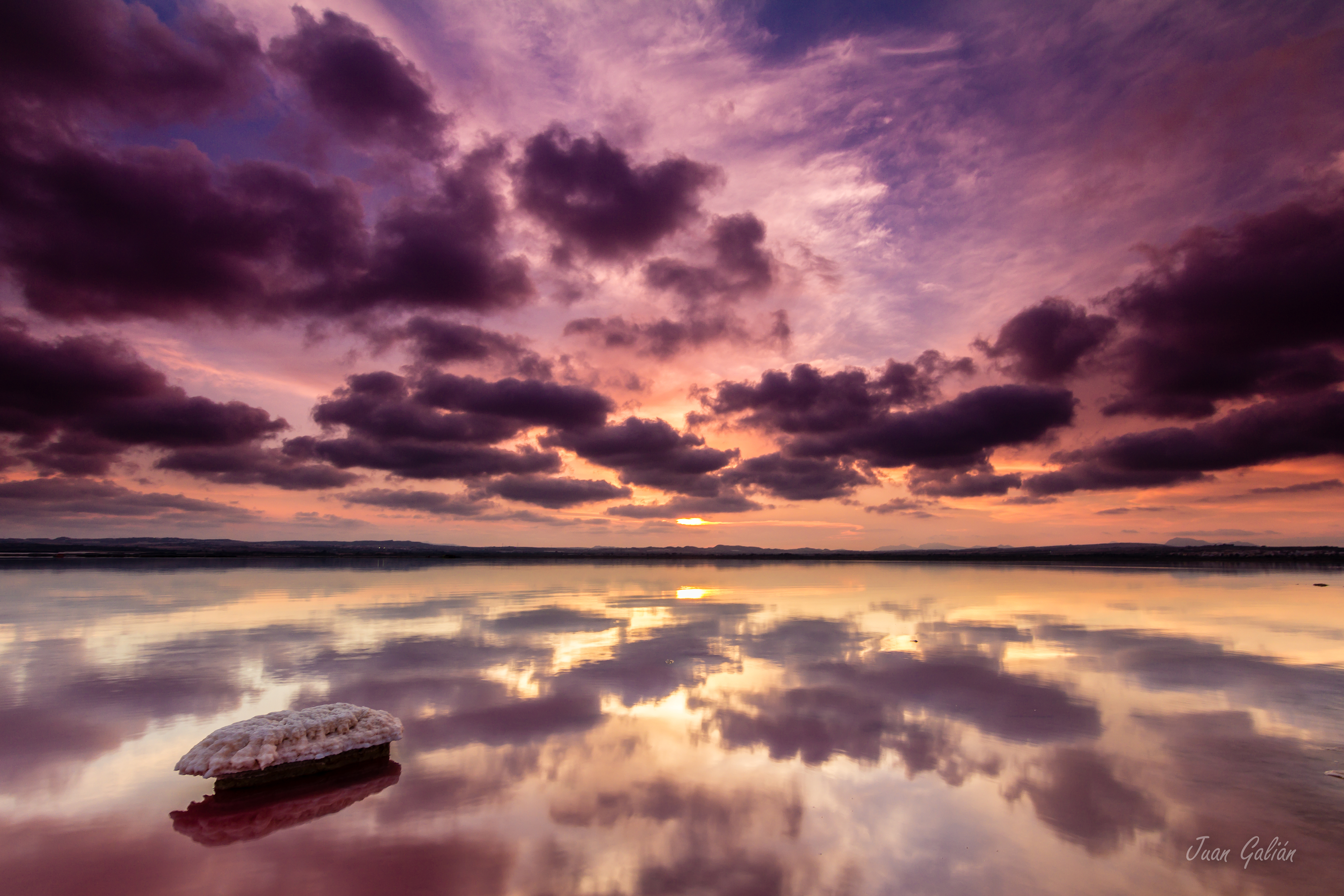 Sunset Clouds Reflected In Lake 4k Ultra Hd Wallpaper Background Image 4500x3000