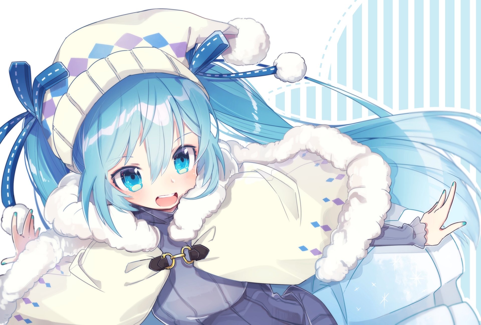 Hatsune Miku (Vocaloid) in a fluffy winter coat and pom‑pom hat, blue twin‑tails and a cheerful smile against a pale striped background — 2K Quad HD PC desktop wallpaper.