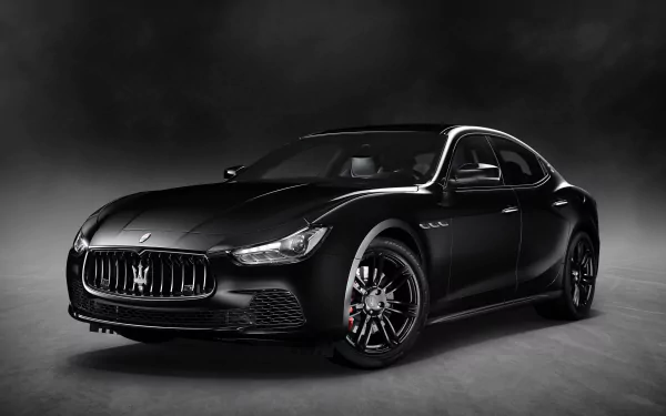  Maserati Ghibli Nerissimo Black Edition 2018
