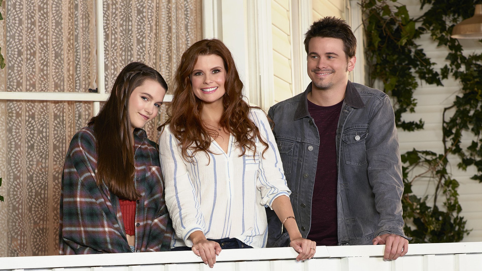Download TV Show Kevin (Probably) Saves The World HD Wallpaper